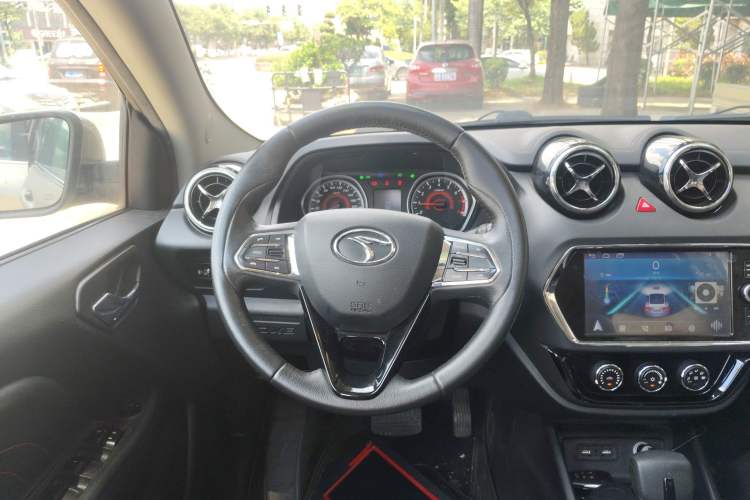 Used Soueast DX3 2018 1.5T CVT Luxury Model Steering Wheel