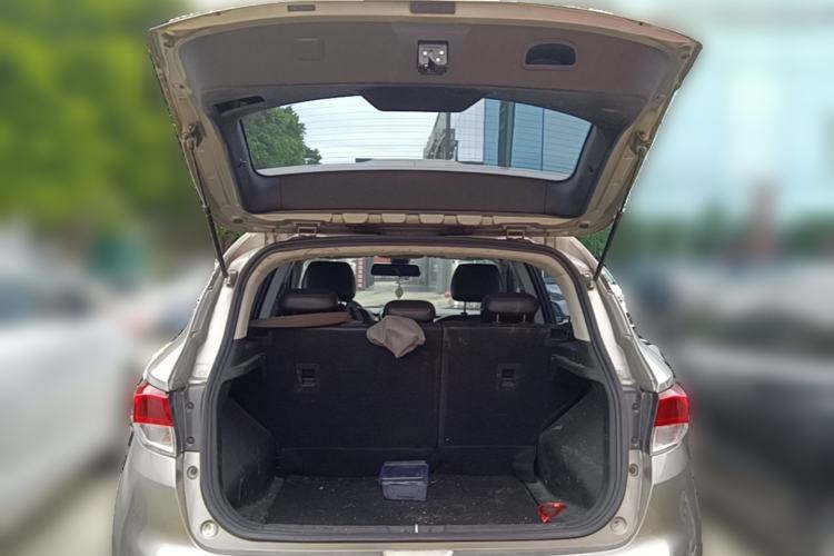 Used Soueast DX3 2018 1.5L Manual Luxury Model Trunk