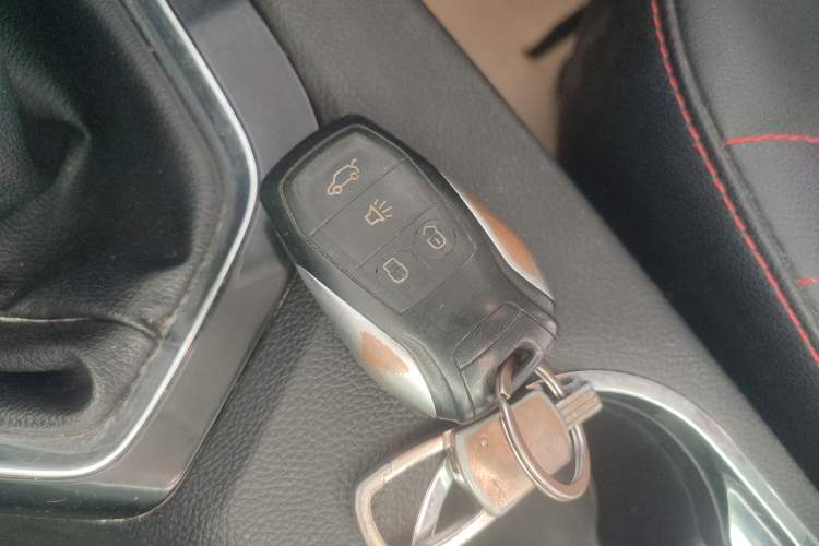 Used Soueast DX3 2018 1.5L Manual Luxury Model Vehicle Key