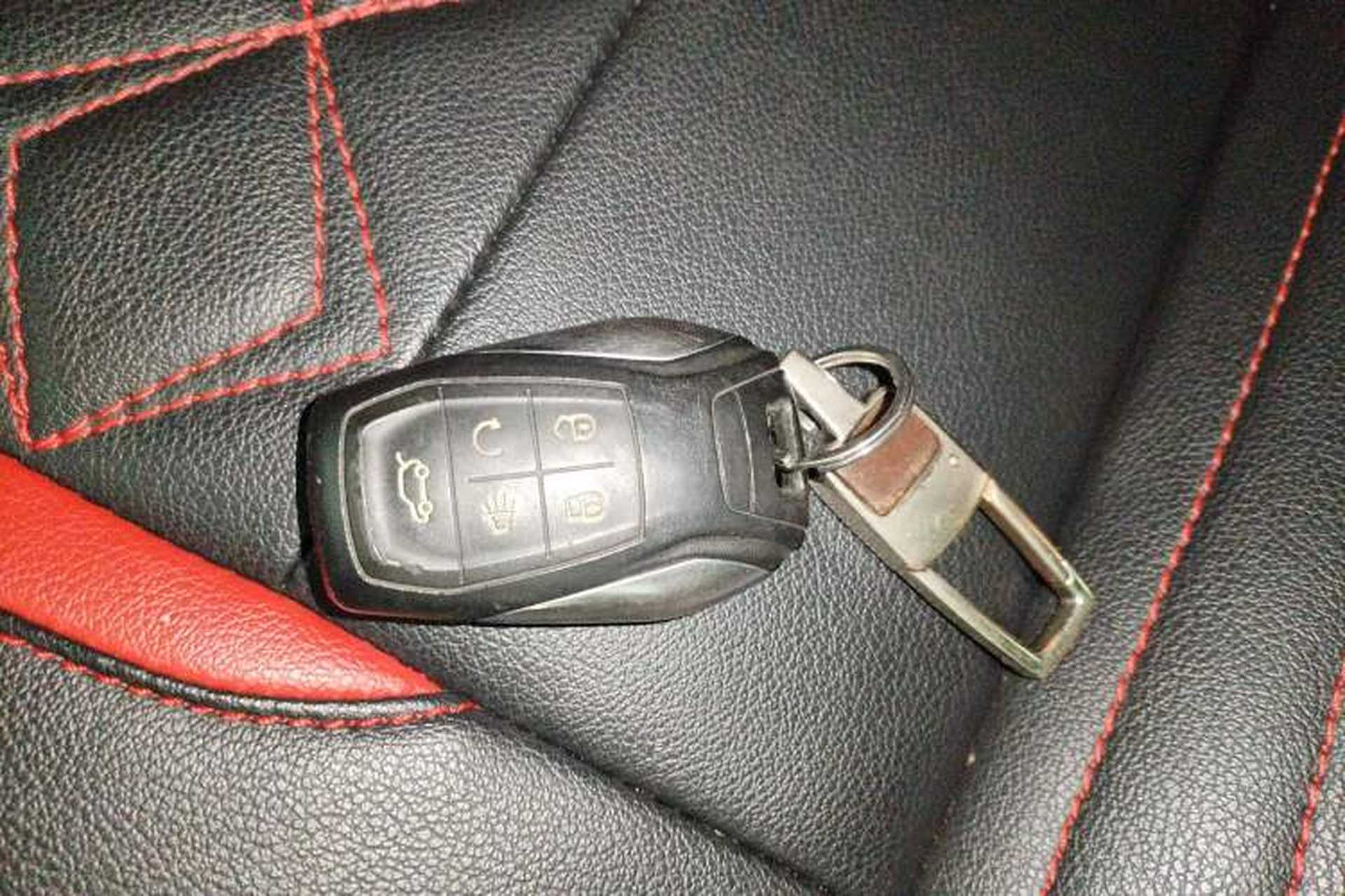 Used Soueast DX3 2018 1.5T CVT Luxury Model Vehicle Key