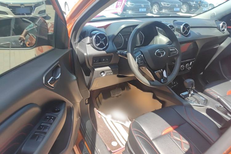Used Soueast DX3 2018 1.5T CVT Luxury Model Interior 2