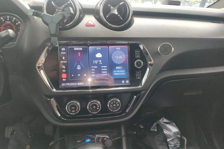 Used Soueast DX3 2018 1.5T CVT Luxury Model Audio And AC Panel