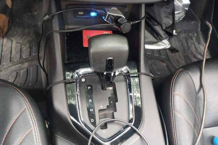 Used Soueast DX3 2018 1.5T CVT Luxury Model Gear Lever