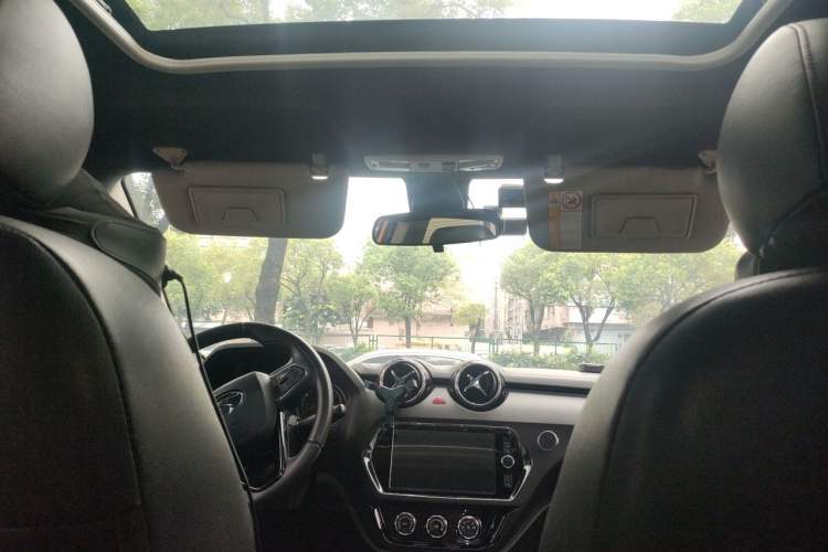 Used Soueast DX3 2018 1.5T CVT Luxury Model Headliner