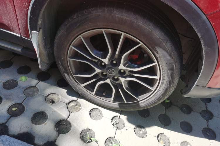 Used Soueast DX3 2018 1.5T SRG Manual Luxury Model Right Front Wheel Hub