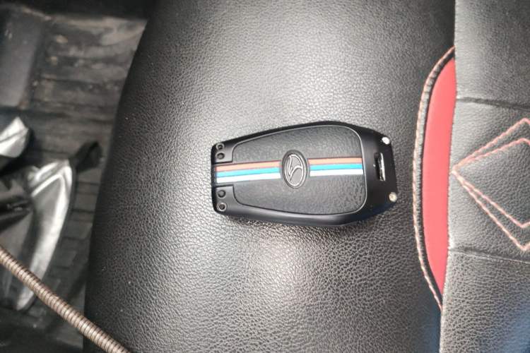 Used Soueast DX3 2018 1.5T CVT Luxury Model Vehicle Key