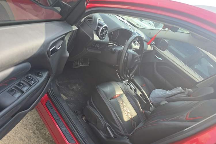 Used Soueast DX3 2018 1.5T CVT Luxury Model Driver Seat