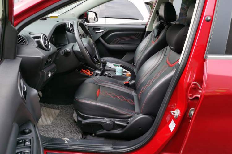 Used Soueast DX3 2018 1.5L Manual Luxury Model Driver Seat