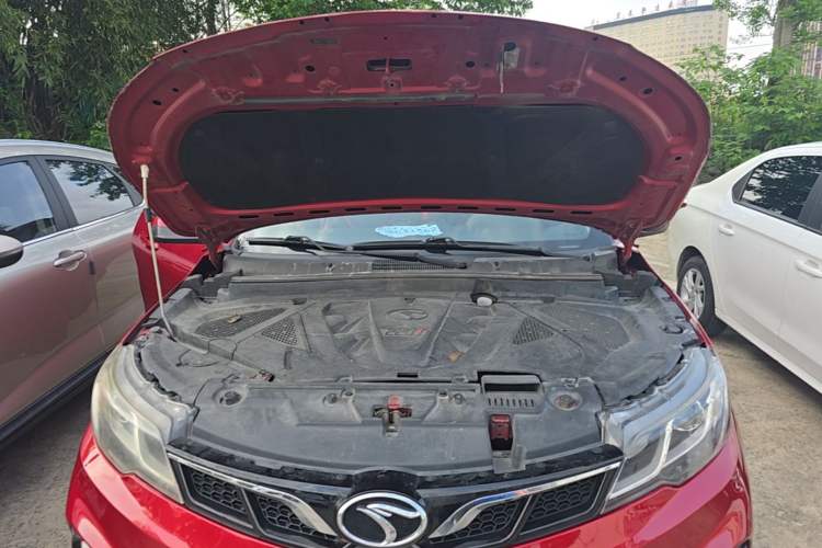 Used Soueast DX3 2018 1.5T CVT Luxury Model Engine Bay