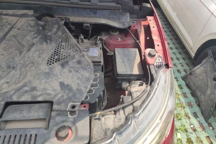 Used Soueast DX3 2018 1.5L Manual Comfort Model Engine Bay Left