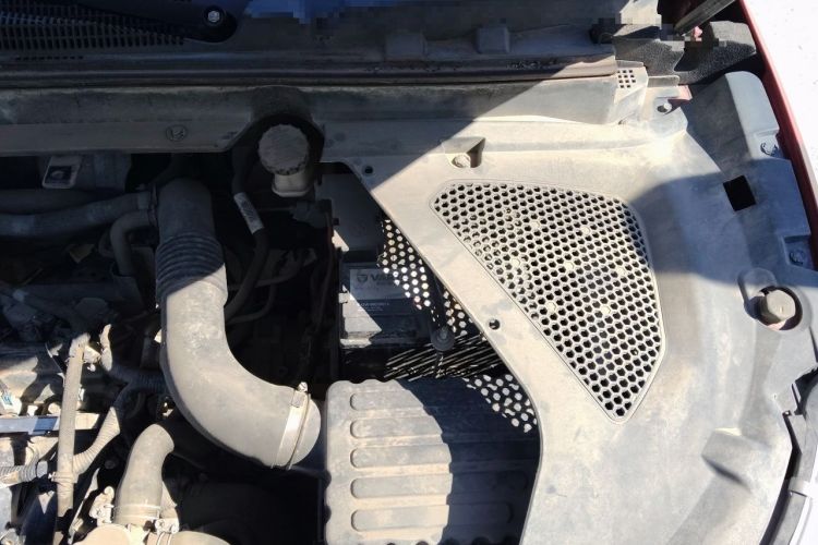 Used Soueast DX3 2018 1.5T CVT Luxury Model Engine Bay Left