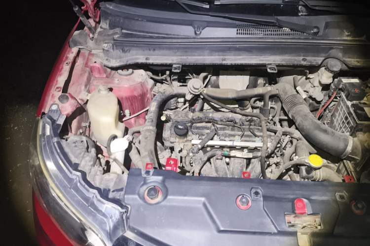 Used Soueast DX3 2018 1.5T CVT Luxury Model Engine Bay Right