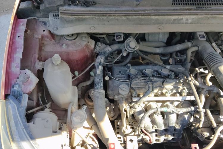 Used Soueast DX3 2018 1.5T CVT Luxury Model Engine Bay Right