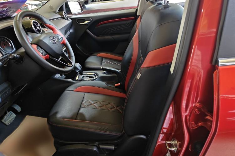 Used Soueast DX3 2018 1.5T SRG CVT Flagship Model Interior 5
