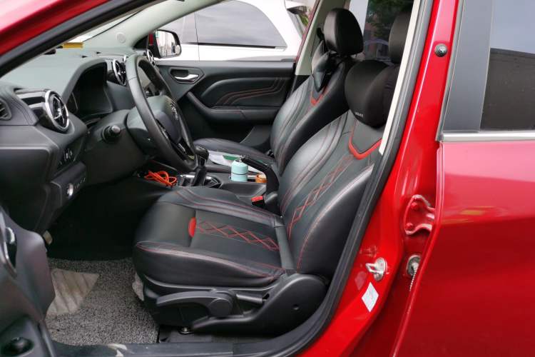 Used Soueast DX3 2018 1.5L Manual Luxury Model Left Front Seat