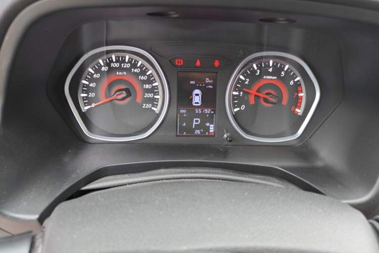 Used Soueast DX3 2018 1.5T CVT Flagship Edition Odometer Close Up
