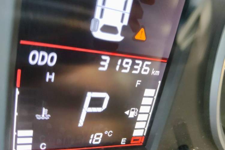 Used Soueast DX3 2018 1.5T CVT Luxury Model Odometer Close Up