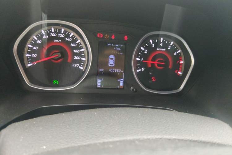 Used Soueast DX3 2018 1.5L Outdoor Edition Manual Luxury Version Odometer Close Up