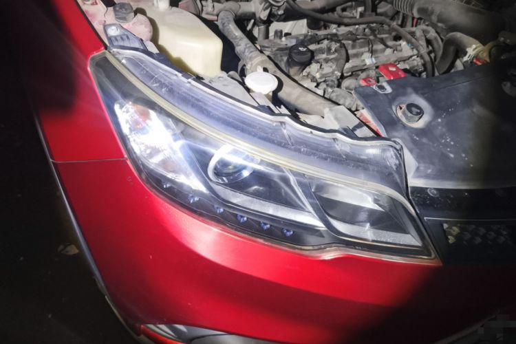 Used Soueast DX3 2018 1.5T CVT Luxury Model Right Front Headlight