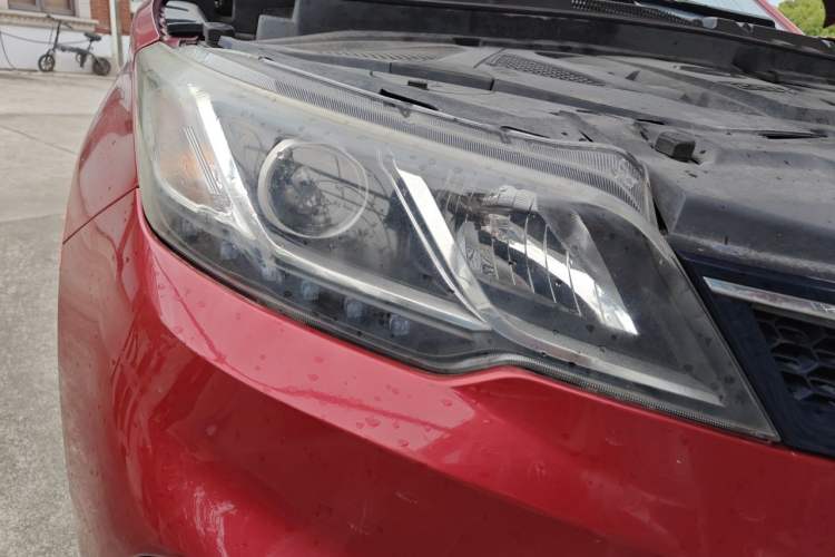 Used Soueast DX3 2018 1.5T CVT Flagship Edition Right Front Headlight