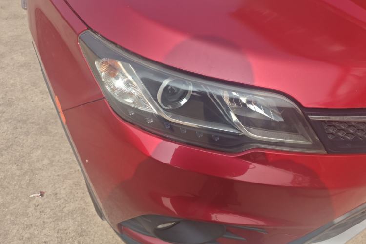 Used Soueast DX3 2018 1.5T CVT Flagship Edition Right Front Headlight