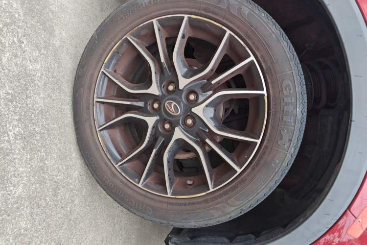 Used Soueast DX3 2018 1.5T CVT Flagship Edition Right Front Wheel Hub
