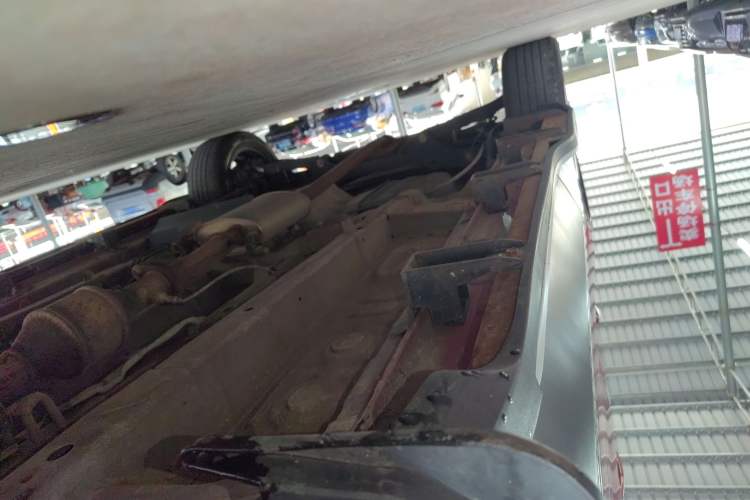 Used Soueast DX3 2018 1.5T CVT Luxury Model Right Side Sill