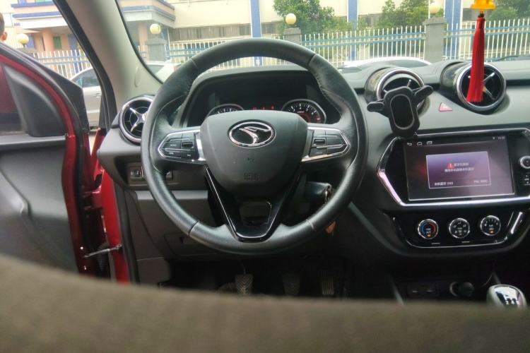 Used Soueast DX3 2018 1.5L Outdoor Edition Manual Luxury Version Steering Wheel