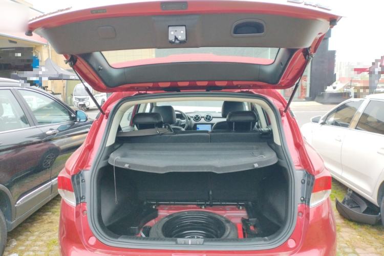 Used Soueast DX3 2018 1.5T CVT Luxury Model Trunk