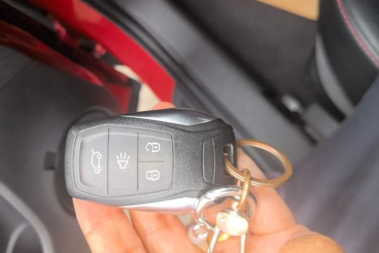 Used Soueast DX3 2018 1.5T SRG Manual Flagship Model Vehicle Key