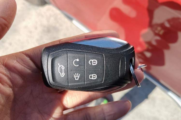 Used Soueast DX3 2018 1.5T CVT Luxury Model Vehicle Key