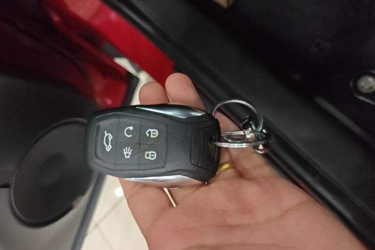 Used Soueast DX3 2018 1.5T CVT Luxury Model Vehicle Key