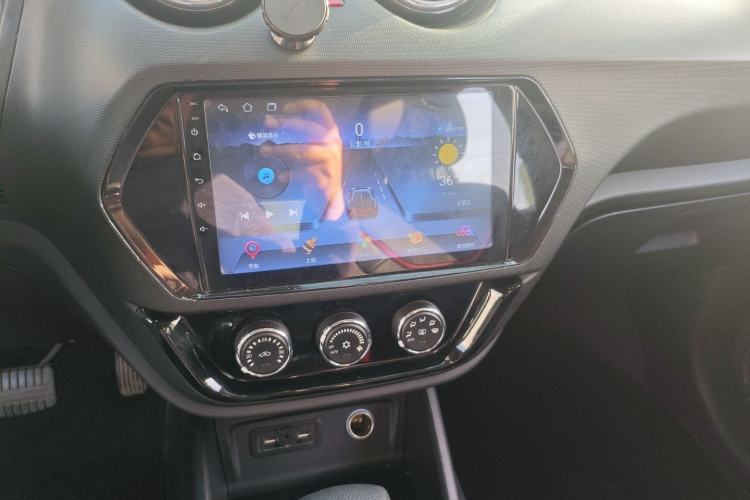 Used Soueast DX3 2018 1.5T CVT Luxury Model Audio And AC Panel