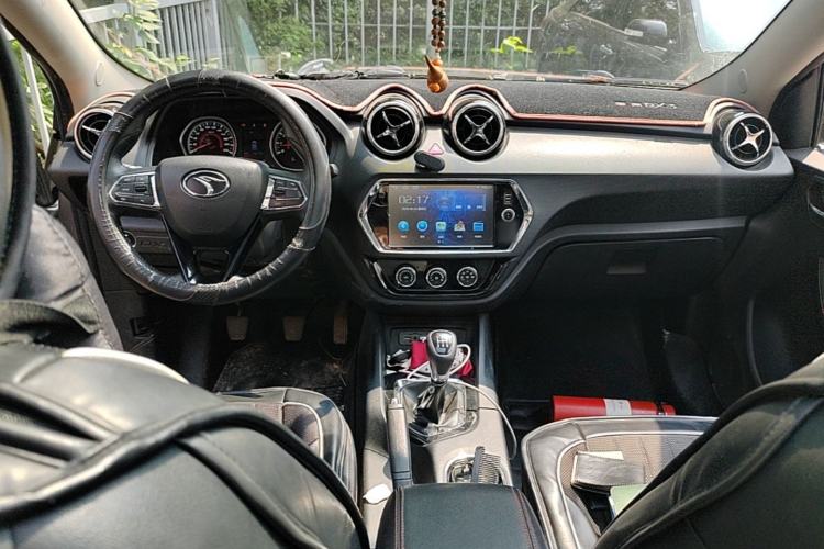 Used Soueast DX3 2018 1.5L Manual Flagship Edition Center Console