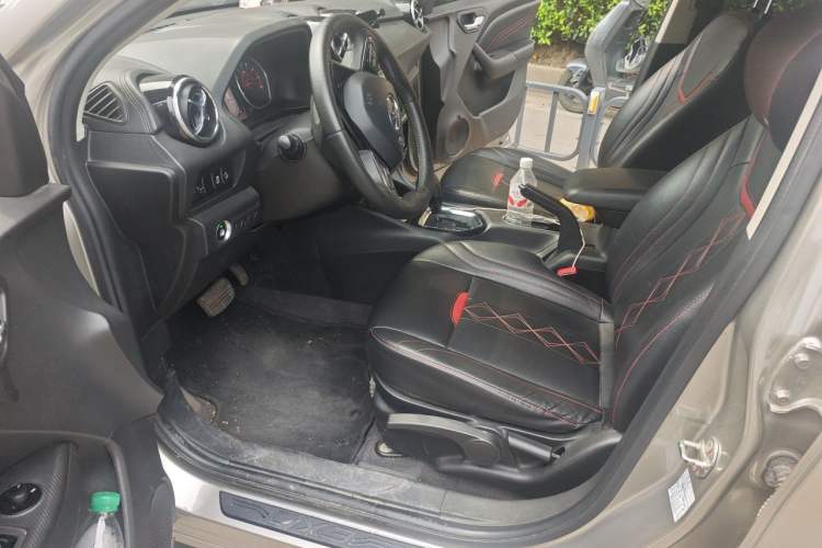 Used Soueast DX3 2018 1.5T CVT Luxury Model Driver Seat