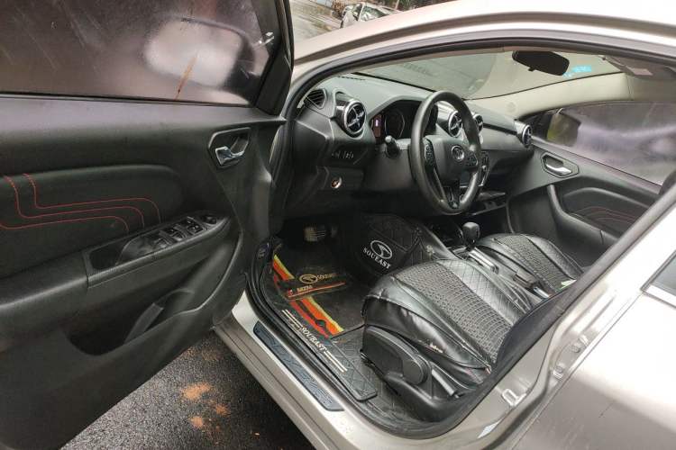 Used Soueast DX3 2018 1.5T CVT Luxury Model Driver Seat
