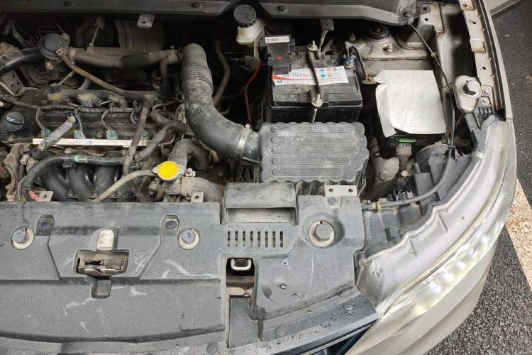 Used Soueast DX3 2018 1.5T CVT Luxury Model Engine Bay Left