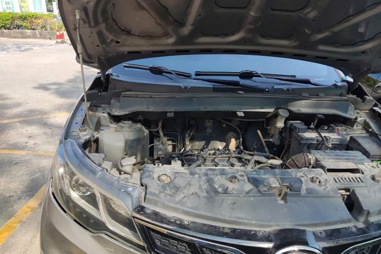Used Soueast DX3 2018 1.5L Manual Luxury Model Engine Bay Right