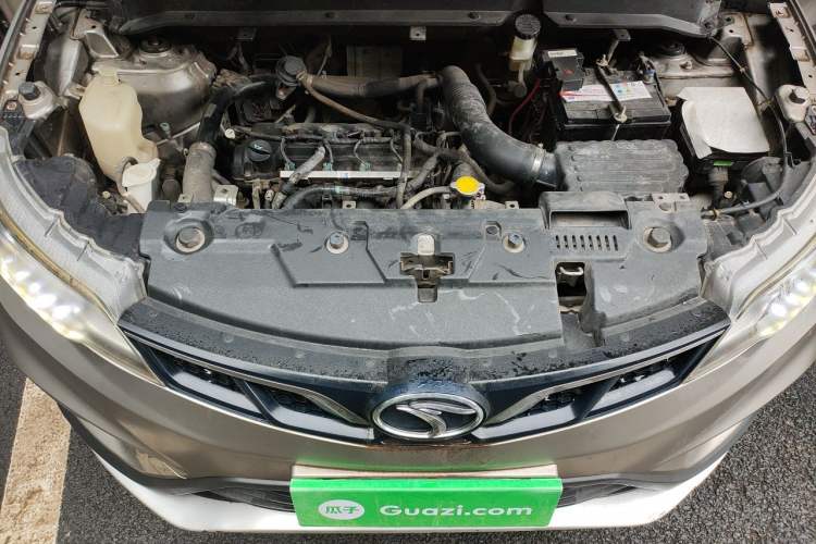 Used Soueast DX3 2018 1.5T CVT Luxury Model Engine Bay