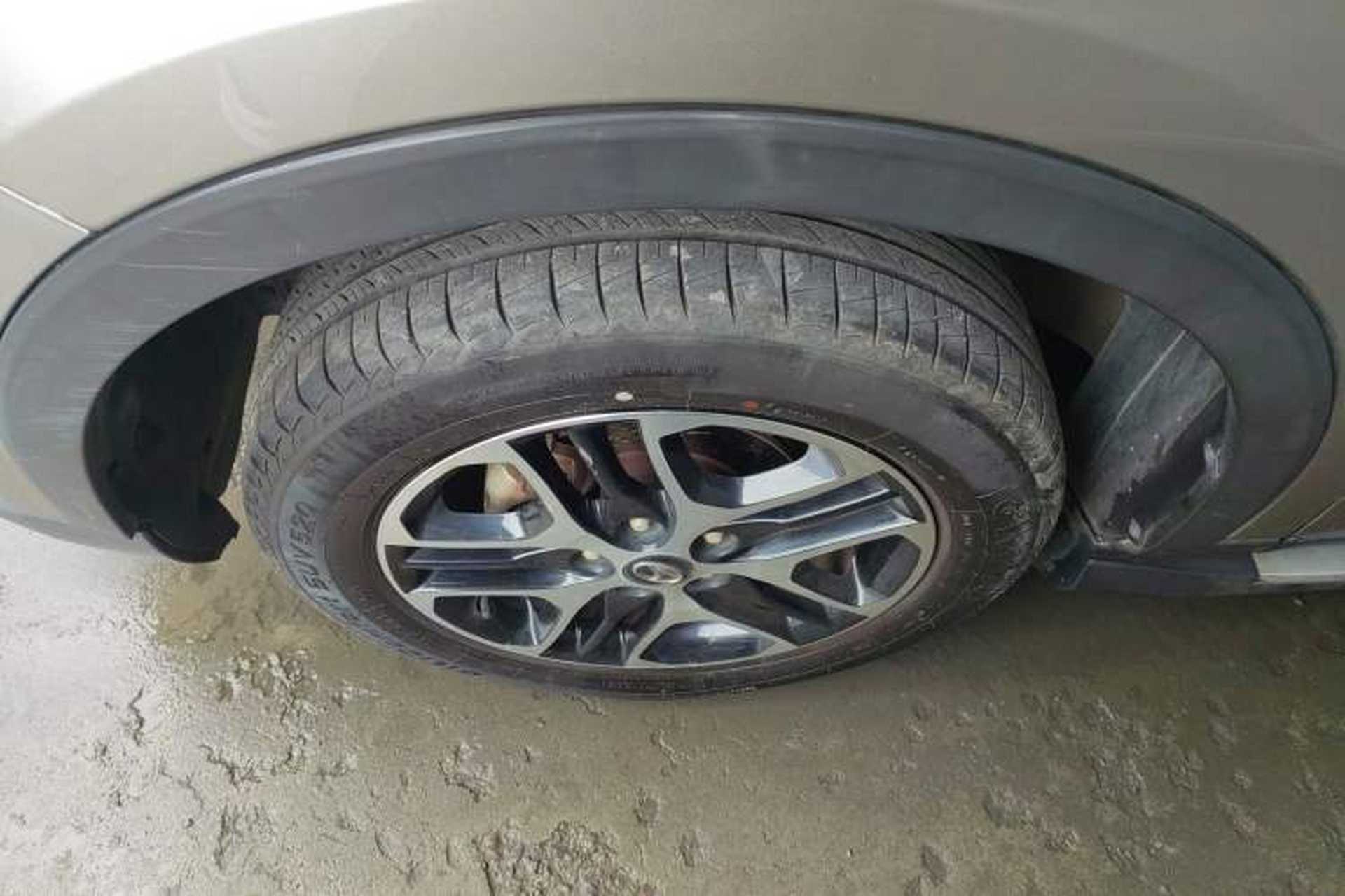 Used Soueast DX3 2018 1.5L Manual Luxury Model Exterior 4