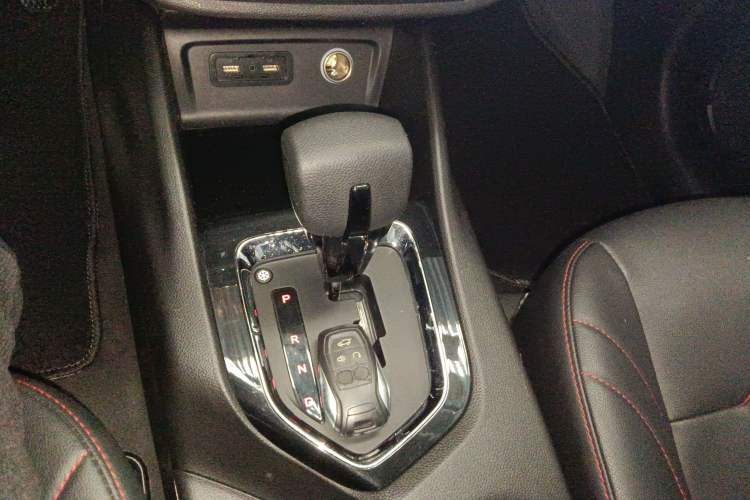 Used Soueast DX3 2018 1.5T CVT Luxury Model Gear Lever
