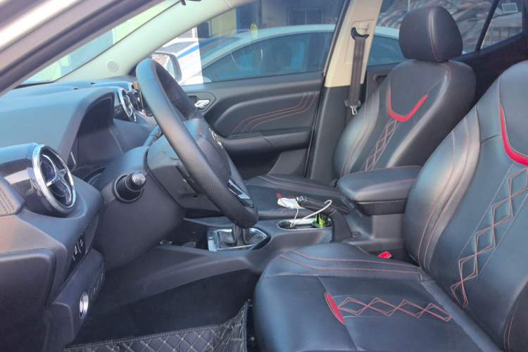 Used Soueast DX3 2018 1.5L Manual Luxury Model Left Front Seat