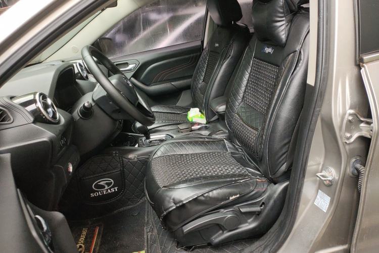 Used Soueast DX3 2018 1.5T CVT Luxury Model Left Front Seat