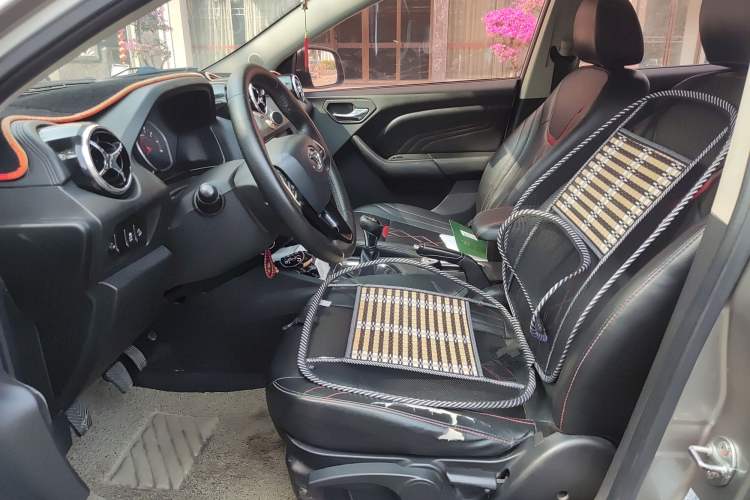 Used Soueast DX3 2018 1.5L Manual Luxury Model Left Front Seat