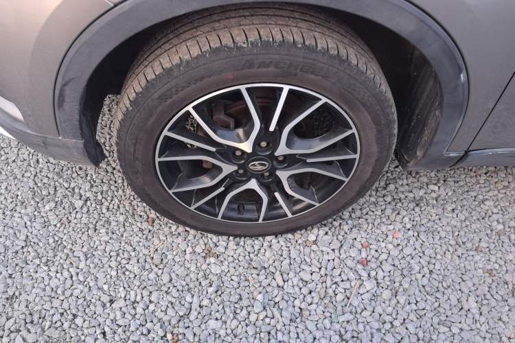 Used Soueast DX3 2018 1.5L Manual Luxury Model Left Front Wheel Hub