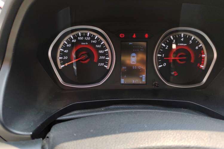 Used Soueast DX3 2018 1.5L Manual Flagship Edition Odometer Close Up