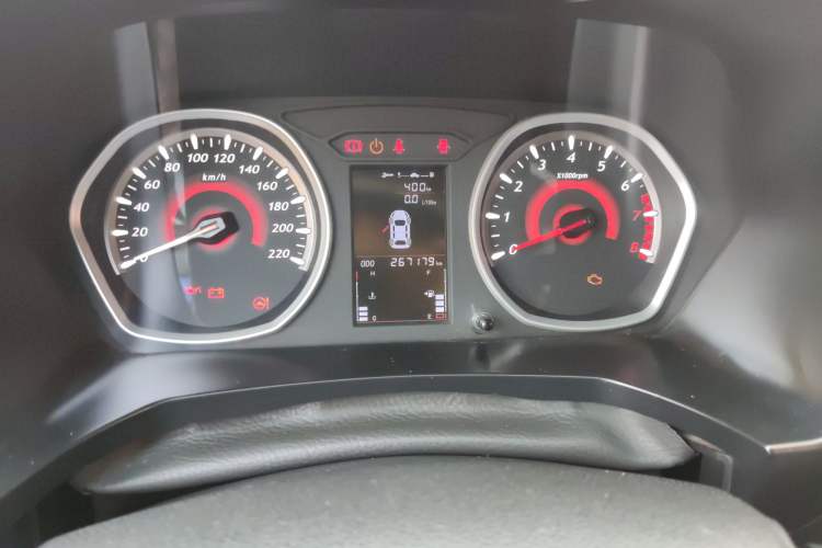 Used Soueast DX3 2018 1.5L Manual Luxury Model Odometer Close Up