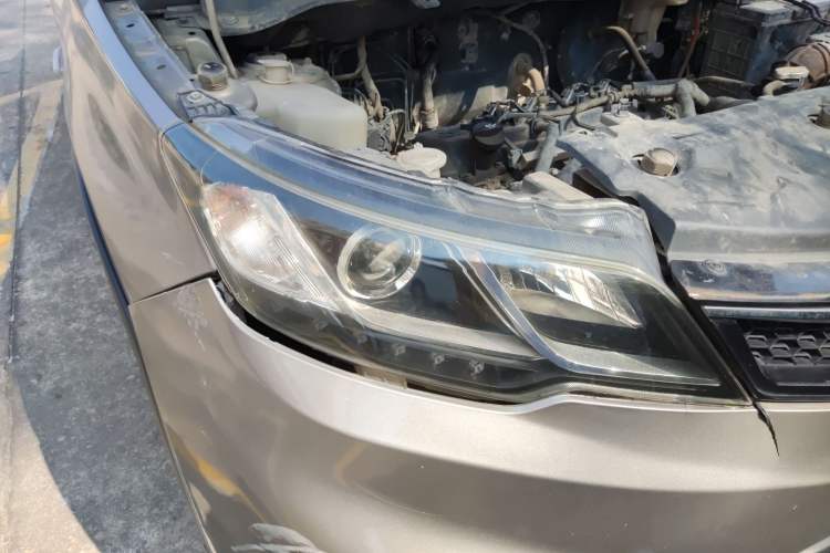 Used Soueast DX3 2018 1.5L Manual Luxury Model Right Front Headlight