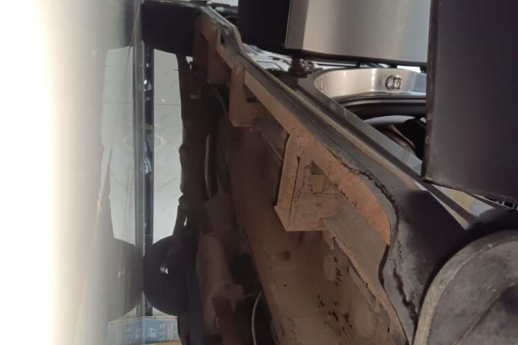 Used Soueast DX3 2018 1.5T CVT Luxury Model Right Side Sill