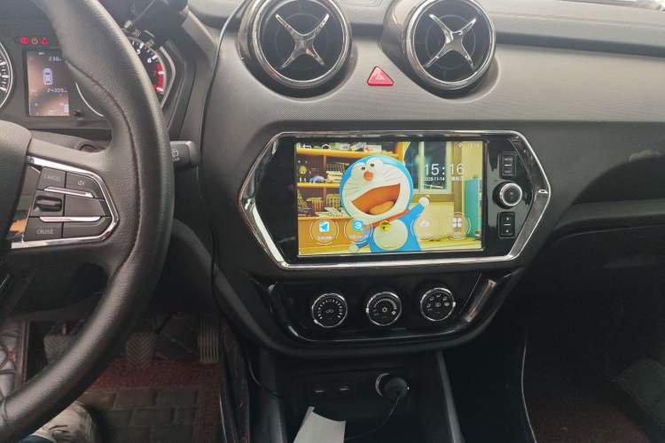 Used Soueast DX3 2018 1.5L Manual Luxury Model Audio And AC Panel